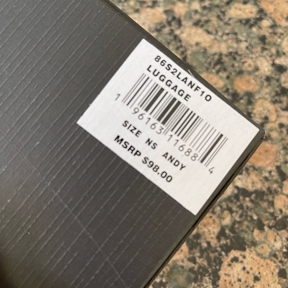 Michael Kors wallet - Picture 2 of 5